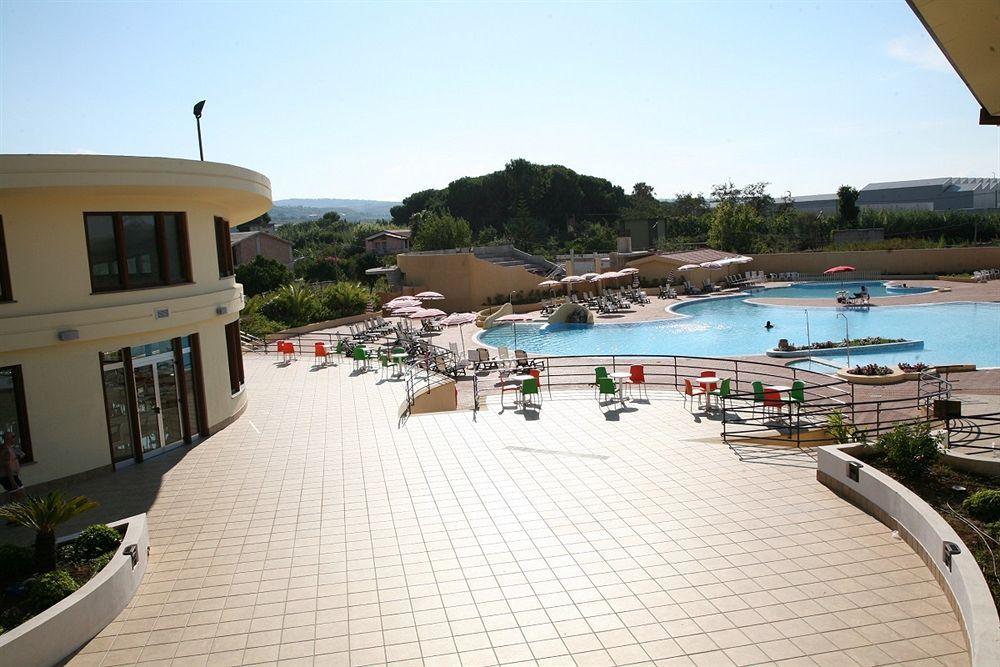 Hotel Resort Lido Degli Aranci Vibo Valentia Exterior photo