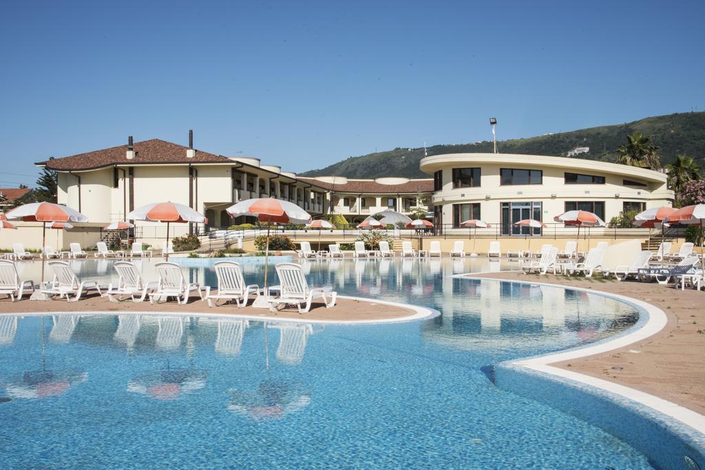 Hotel Resort Lido Degli Aranci Vibo Valentia Exterior photo